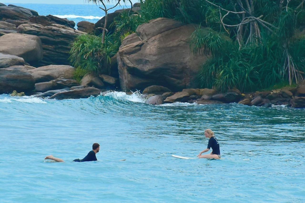 Anb Surf View Hotell Tangalle Exteriör bild